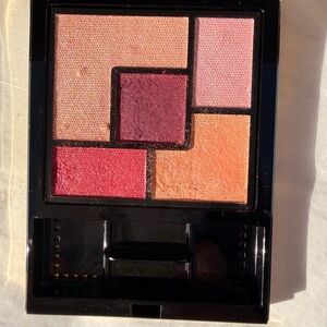 Used Yves Saint Laurent YSL COUTURE PALETTE Color: 62P000. 9